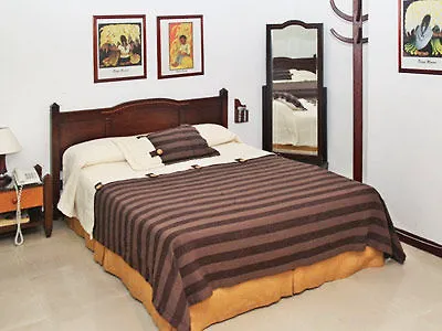Aparta Hotel Sexta Avenida Cali